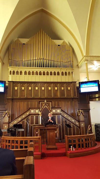 Iglesia Cristiana Manantial De Vida, Chicago