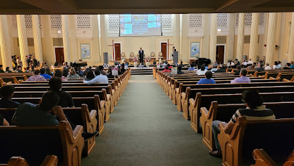 Iglesia Adventista del Séptimo Día Hispana de Chicago Central / Chicago Central Hispanic Seventh-Day Adventist Church