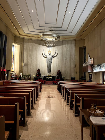 Holy Family Roman Catholic Church