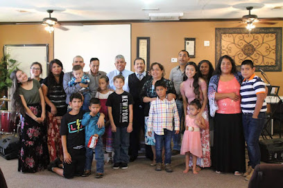 Holy Fire Church / Iglesia Fuego Santo